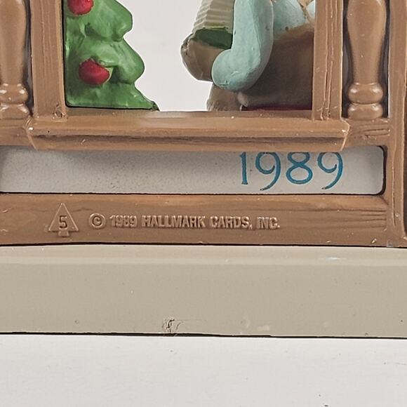 Hallmark Keepsake Christmas Ornament Germany 1989 Windows of the World QX462-5 - Picture 9 of 14